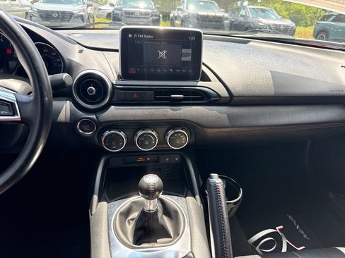 Used 2017 MAZDA MX-5 Miata Grand Touring RWD image 7