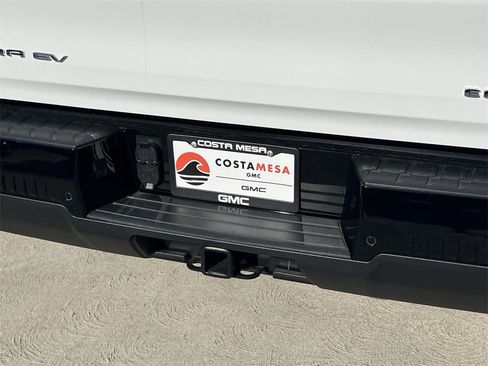 New 2026 GMC Sierra EV Elevation image 28