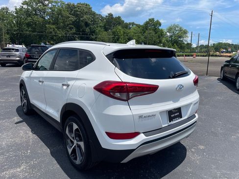 Used 2016 Hyundai Tucson Limited FWD image 4