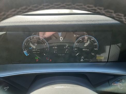New 2026 Volkswagen Tiguan SE AWD/4WD image 13