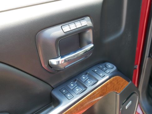 Used 2018 Chevrolet Silverado 1500 High Country AWD/4WD image 19