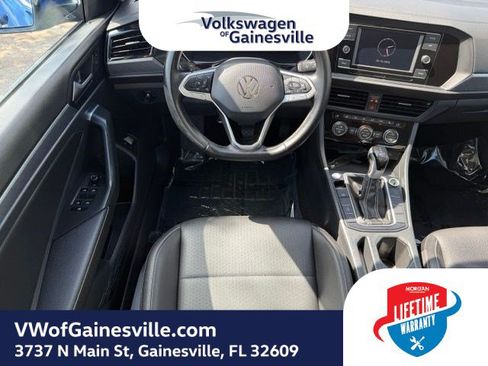 Certified 2024 Volkswagen Jetta SE FWD image 13
