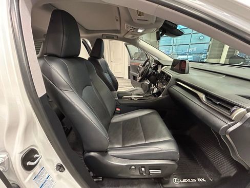 Used 2021 Lexus RX 350L Premium w/ Premium Package image 43