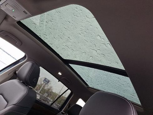 New 2026 Volkswagen Atlas SE image 7