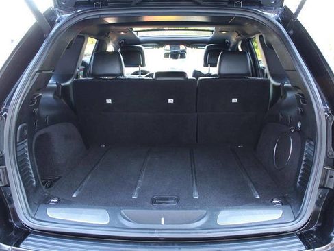 Used 2016 Jeep Grand Cherokee High Altitude AWD/4WD image 28