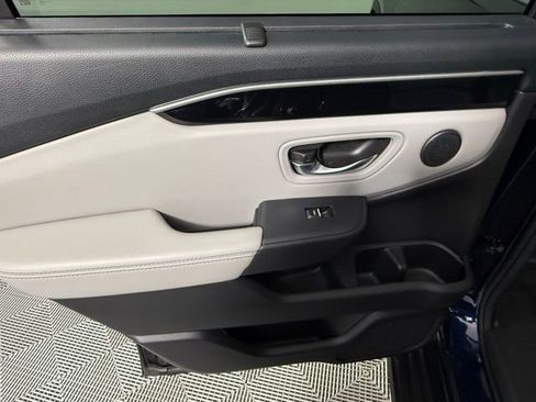 Used 2023 Honda Pilot Touring image 35