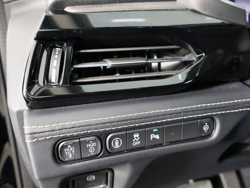 Used 2023 Acura MDX SH-AWD w/ Advance Package image 26