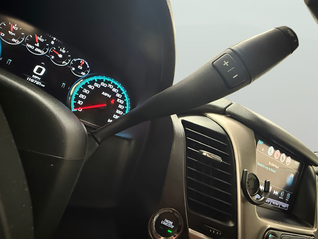 Used 2020 GMC Yukon Denali AWD/4WD image 23