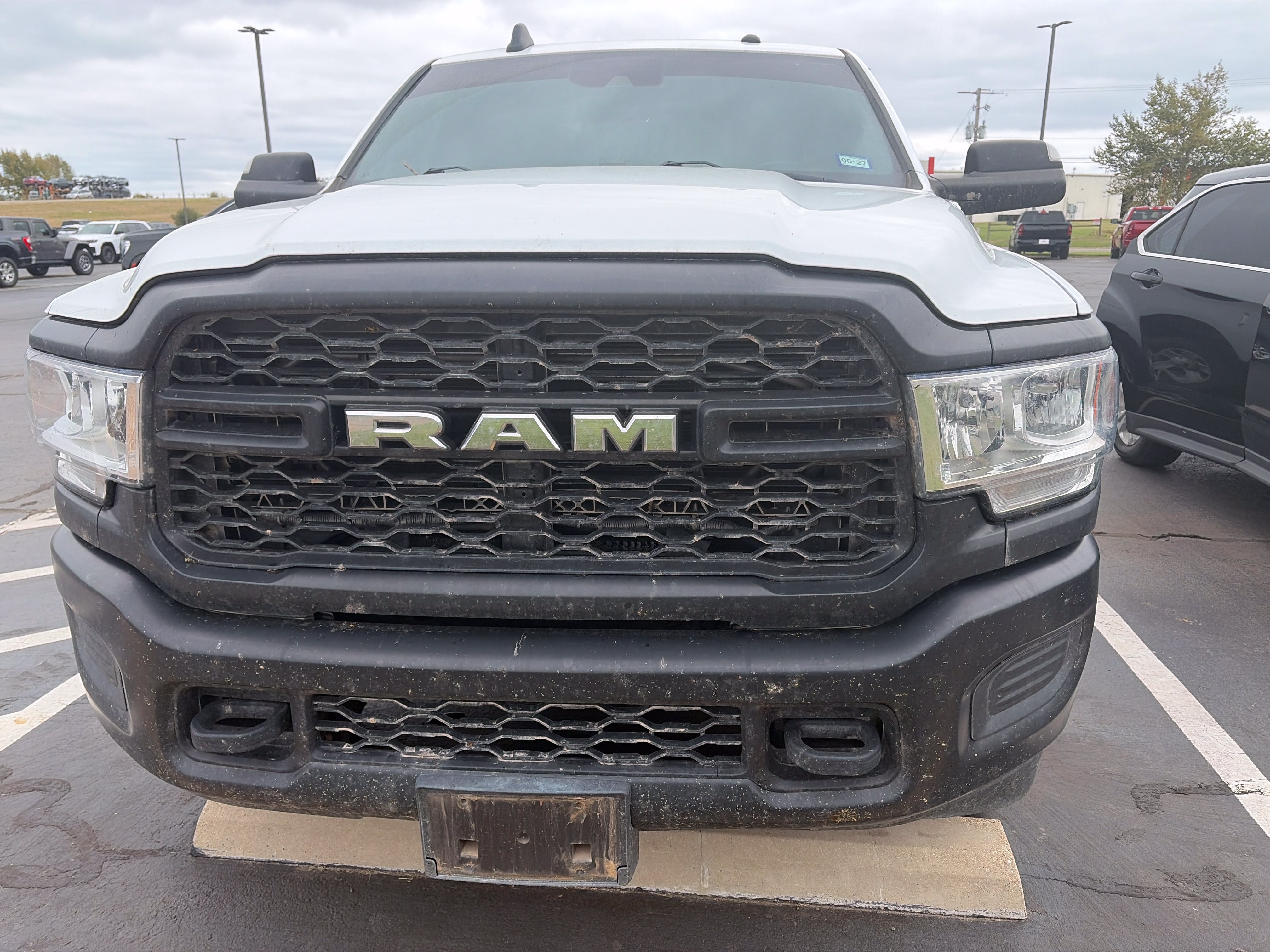 Used 2022 RAM 2500 Tradesman w/ Safety Group AWD/4WD image 2