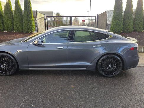 Used 2014 Tesla Model S 85 image 8