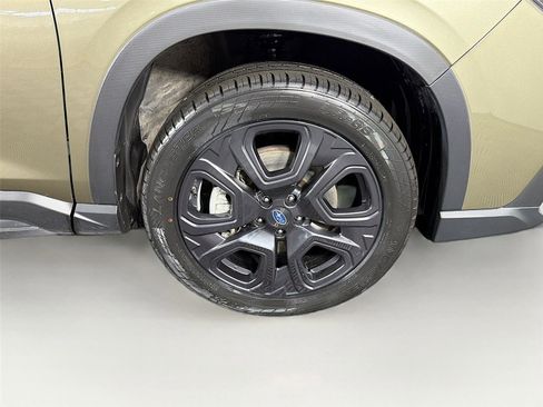 Certified 2025 Subaru Ascent Onyx Edition AWD/4WD image 38