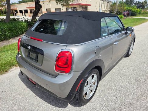 Used 2019 MINI Cooper Convertible w/ Signature Upholstery Package FWD image 8