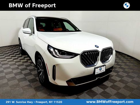 Used 2025 BMW X3 xDrive30i w/ Premium Package image 1