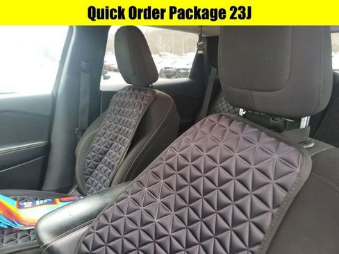 Used 2016 Jeep Cherokee Latitude w/ Cold Weather Group image 7