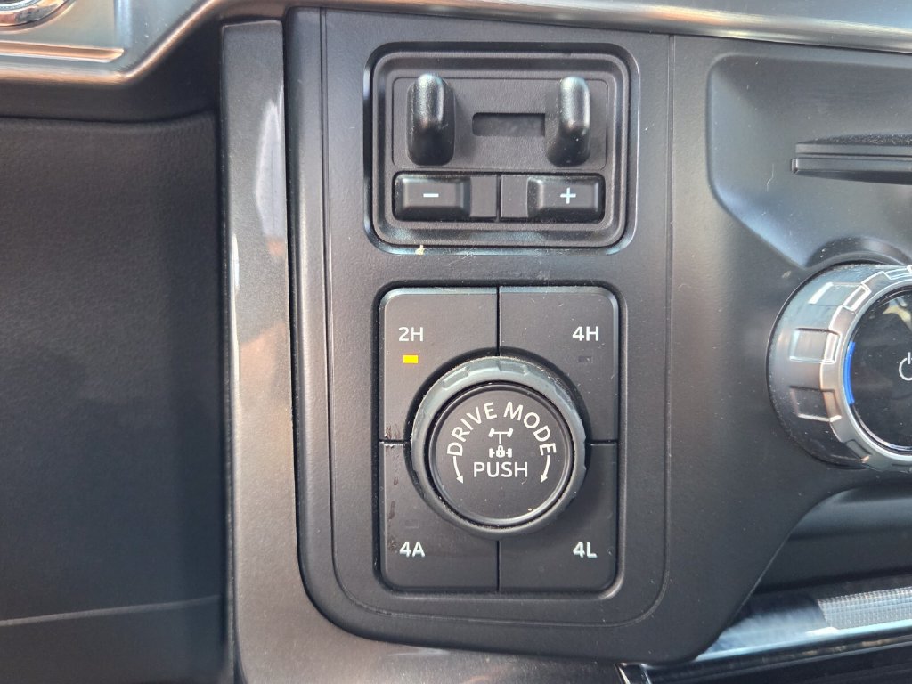Used 2022 Ford F150 Lariat AWD/4WD image 23