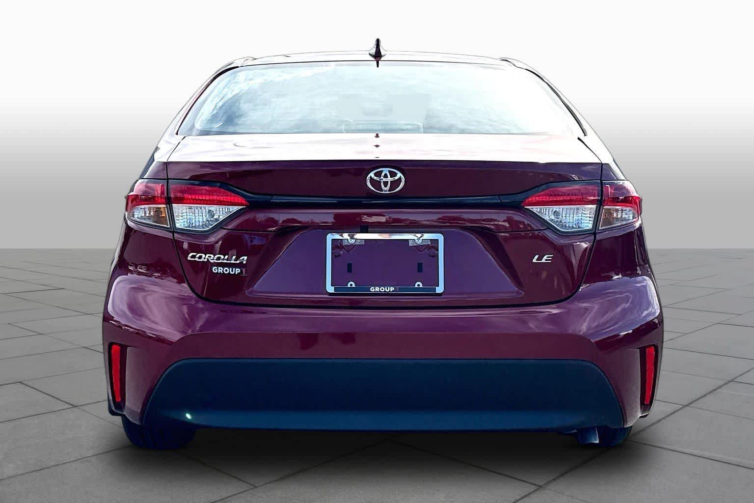 New 2027 Toyota Corolla LE w/ LE Premium Package FWD image 4