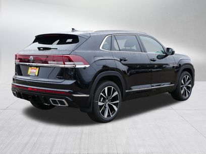 New 2026 Volkswagen Atlas Cross Sport SEL Premium R-Line