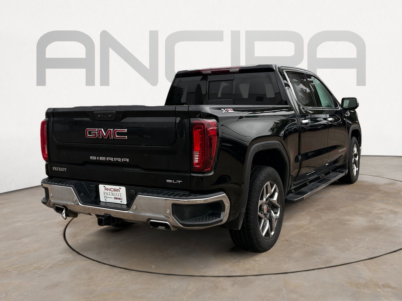 Used 2024 GMC Sierra 1500 SLT AWD/4WD image 10