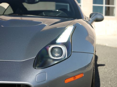 Used 2017 Ferrari California T RWD image 12