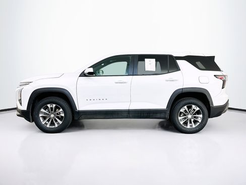 Used 2025 Chevrolet Equinox LT image 4