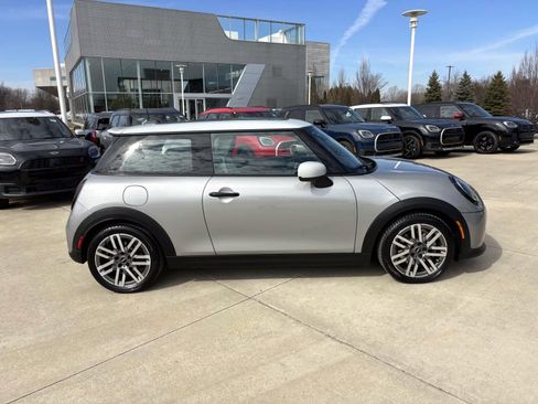 Used 2025 MINI Cooper S image 8