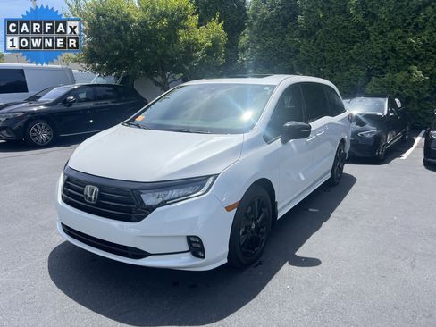 Used 2023 Honda Odyssey Sport image 5