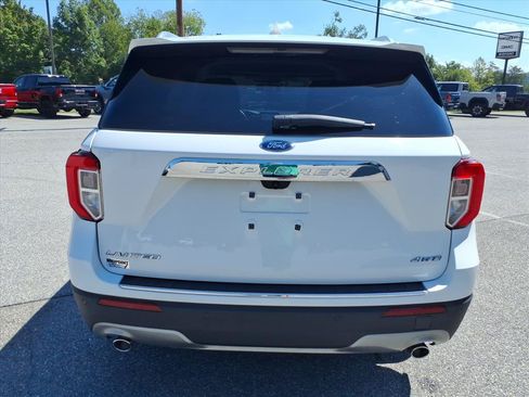 Used 2023 Ford Explorer Limited AWD/4WD image 5
