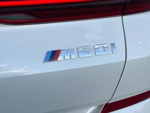 Used 2025 BMW X6 M60i AWD/4WD image 46