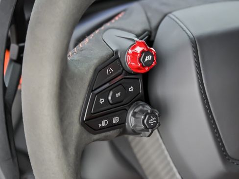 Used 2024 Lamborghini Revuelto AWD/4WD image 24