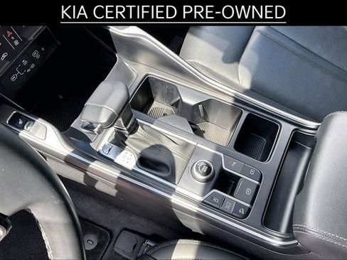 Certified 2024 Kia Sorento S FWD image 13