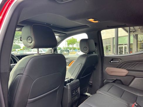 Used 2023 GMC Canyon Denali AWD/4WD image 11
