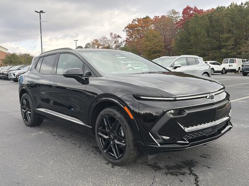New 2026 Chevrolet Equinox EV RS image 3