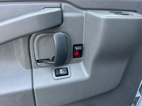 New 2024 Chevrolet Express 3500 w/ Power Convenience Package image 11