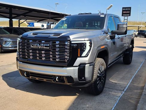 New 2026 GMC Sierra 2500 Denali Ultimate w/ Max Trailering Package AWD/4WD image 7