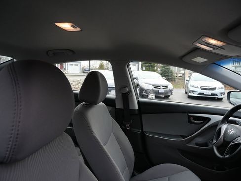 Used 2013 Hyundai Elantra GLS image 26