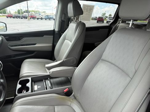 Used 2023 Honda Odyssey Elite image 13