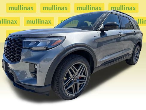 New 2026 Ford Explorer ST-Line image 17