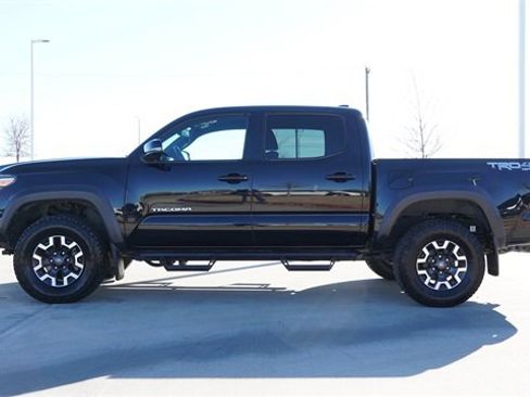 Used 2020 Toyota Tacoma SR5 image 6
