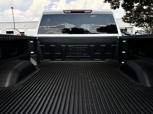 Used 2025 Chevrolet Silverado 2500 LT w/ Convenience Package AWD/4WD image 30