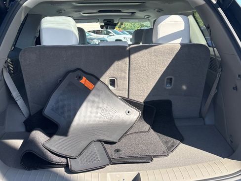 Used 2026 Hyundai Palisade Limited FWD image 5