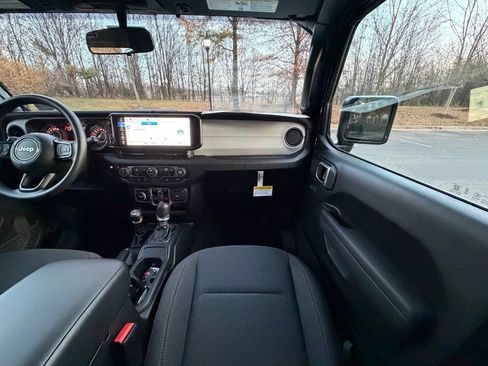 New 2026 Jeep Wrangler Unlimited Sport AWD/4WD image 14