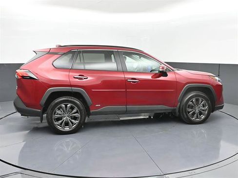 Certified 2025 Toyota RAV4 Limited w/ Advanced Technology Package AWD/4WD image 29