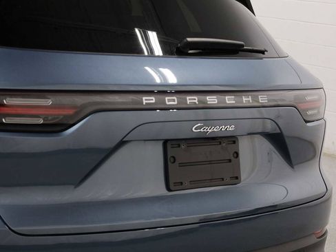 Used 2019 Porsche Cayenne AWD/4WD image 8