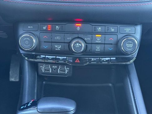 Used 2024 Dodge Durango GT image 20