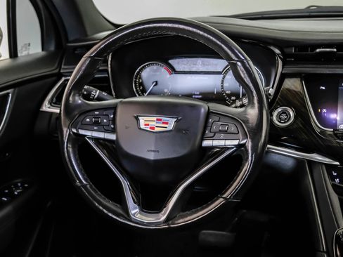 Used 2020 Cadillac XT6 Premium Luxury FWD image 15