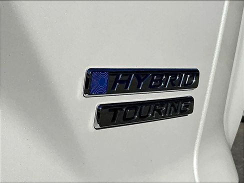 Used 2022 Honda CR-V Touring image 29