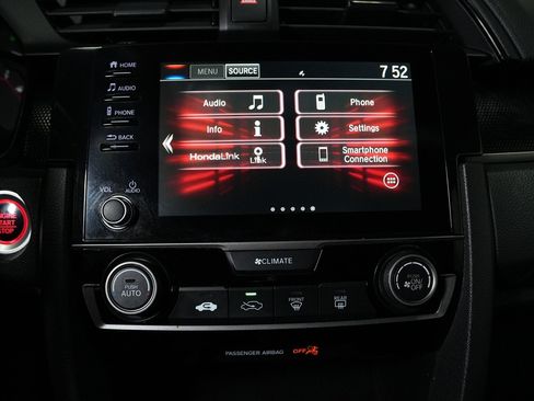 Used 2020 Honda Civic Sport image 14