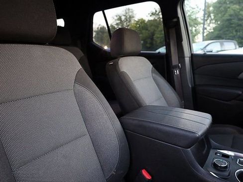 Used 2023 Chevrolet Traverse LT w/ LPO, Cargo Package image 26