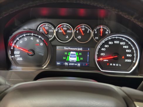 Used 2020 Chevrolet Silverado 1500 LT w/ Convenience Package AWD/4WD image 28