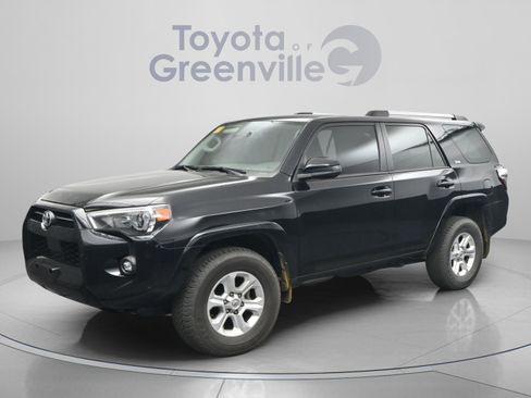 Certified 2024 Toyota 4Runner SR5 AWD/4WD image 1